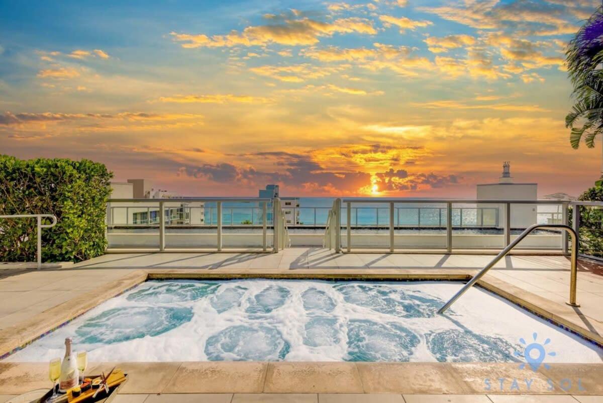 Beachfront Resort - Hot Tub & Pool- Near Beach Hollywood Exteriér fotografie